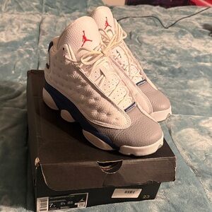 Jordan Kids' White, Gray & Navy Retro Basketball Sneakers